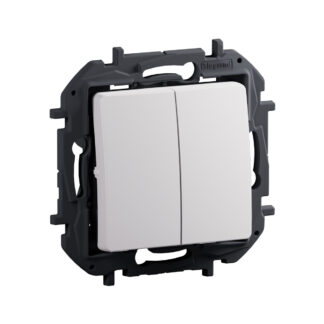 Niloe New Двоен кръстат ключ 16A бял NP2020WH Legrand